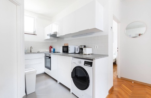 Novi Zagreb Apartment | City Pearl 2-bedroom apartment, Prime Location!
