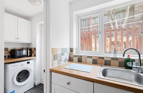 Exeter House | City Reach - Accommodation provided by STAYTOR