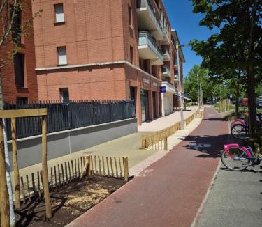 Trois Cocus - Borderouge - Croix-Daurade - Paleficat Apartment | City Rose T2, Climatisation,parking privé, piscine, wifi , tout confort
