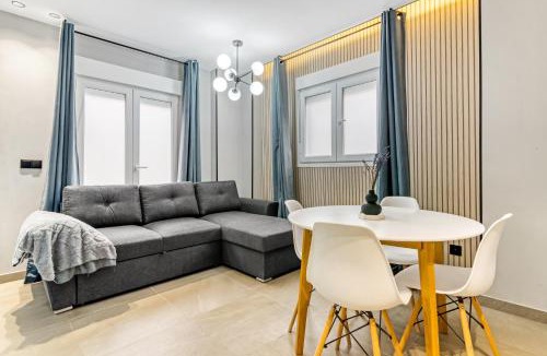 Torrefiel Apartment | City Scape Suites