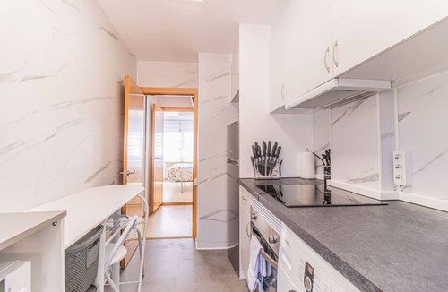 Delicias Apartment | City Stay with 3 Bedrooms