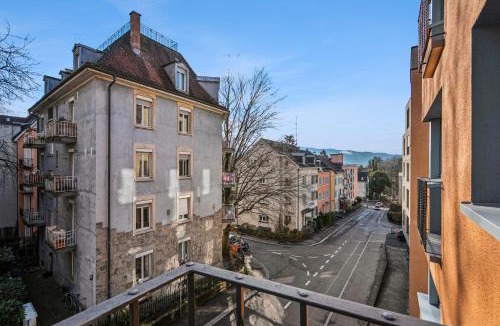 District 6 Apartment | City Studio - Crown 25