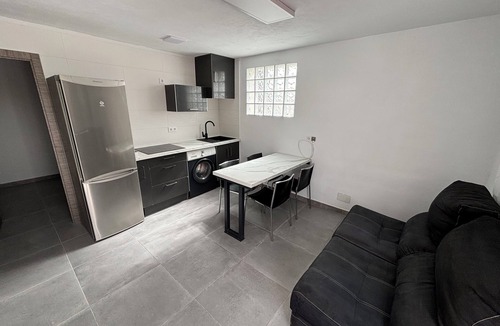 Los Arenales del Sol House | City Valverde