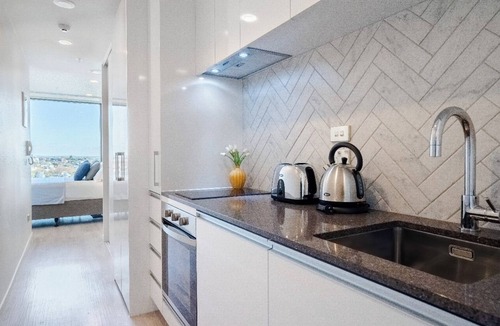 Newton House | City View 1-Bedroom Studio