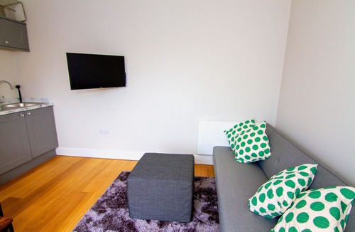 Salisbury Apartment | City view apartment