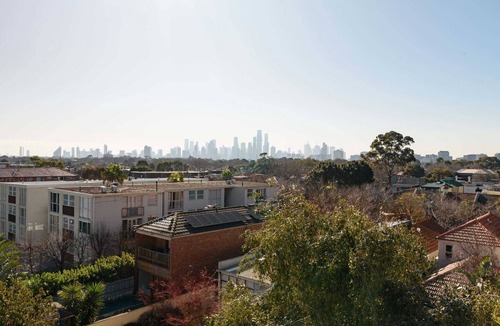 St Kilda West Apartment | City View Apt St Kilda West