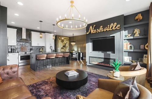 Katie Hill Neighborhood Villa | City View Home with HotTub, Rooftop, Arcade Game, and Parking