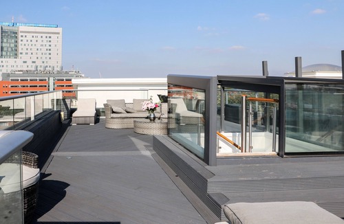 Stepney Green Apartment | City View Penthouse, E1