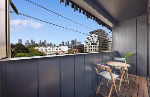 West Melbourne Apartment | City Views in a Railway Escape