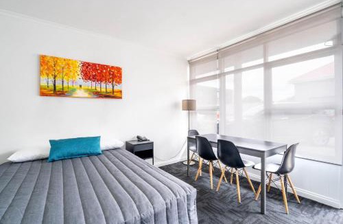 Mile End Hotel | City West Motel