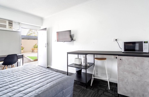 Mile End Hotel | City West Motel