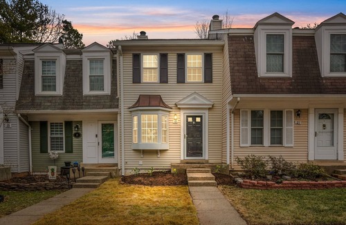 Countryside House | CityLimits: Charming Townhome 40 Min from DC