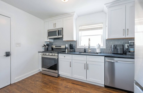 East Orange House | Cityside Charm – Modern Retreat w/Backyard, Parking & Easy NYC/World Cup Access