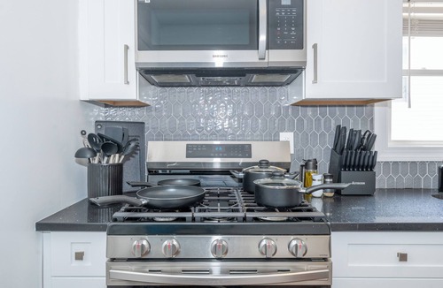 East Orange House | Cityside Charm – Modern Retreat w/Backyard, Parking & Easy NYC/World Cup Access