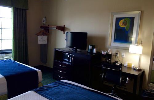 Near East Side Hotel | Cityview Inn & Suites Downtown/RiverCenter Area