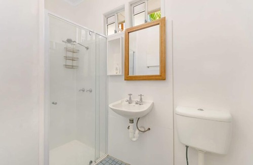 Townsville Hostel | Civic Guest House - Hostel