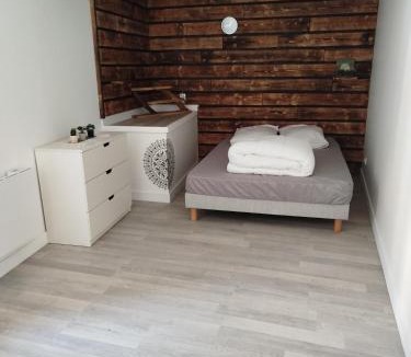 Irancy Apartment | Cizen