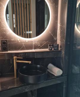 Cernay Apartment | CK Suite & Spa Reims