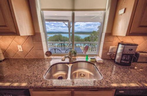 Canyon Lake House | CL 1105H Endless Tranquility