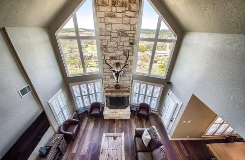 Canyon Lake House | CL 1181 Cypress Ridge