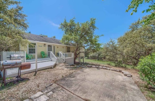 Canyon Lake House | CL 2459 Yellow Rose