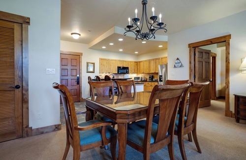 Steamboat Springs Condo | CL3210 | Gorgeous Mountain Views | Winter Shuttle | Hot Tubs | 200 Yds to Mtn