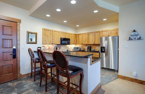 Steamboat Springs Condo | CL3210 | Gorgeous Mountain Views | Winter Shuttle | Hot Tubs | 200 Yds to Mtn