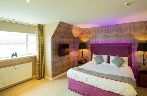 Lochearnhead Hotel | Clachan Cottage Hotel