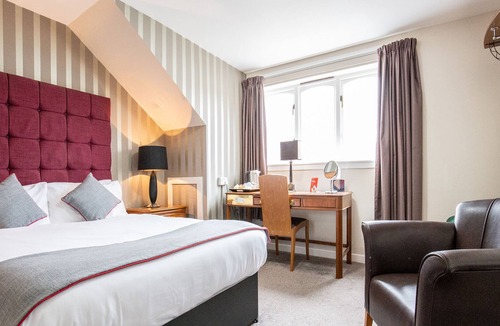 Lochearnhead Hotel | Clachan Cottage Hotel