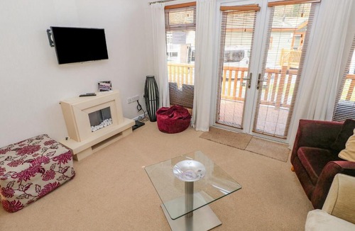 Amroth House | Cladebrine