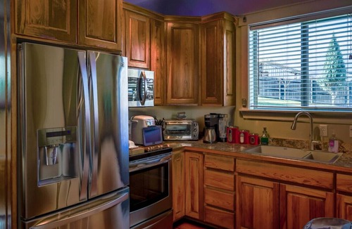 Baker City Apartment | Claim Jumpers Cottage
