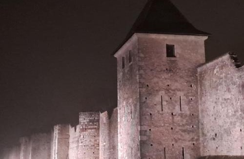 Sainte-Colombe House | Clair de lune