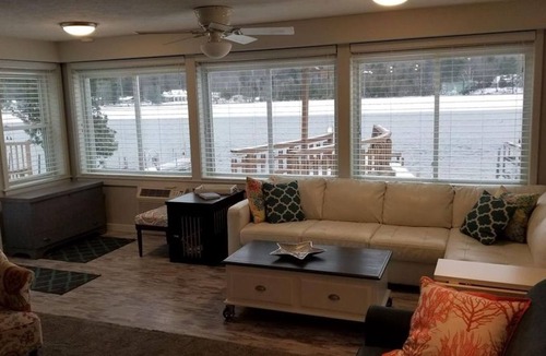 Clam River Apartment | Clam Lake Condo