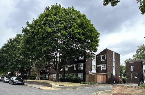 Clapham Apartment | Clapham 3-Bed Flat, Sleeps 6 with Free Parking