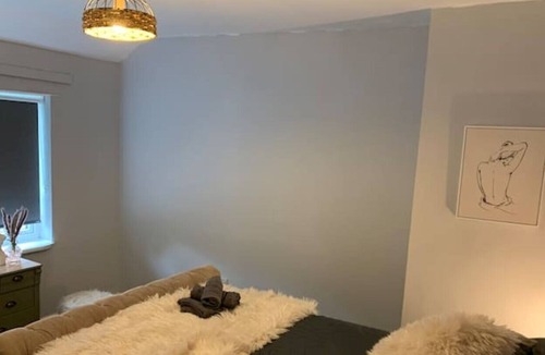 Stourbridge House | Clara House