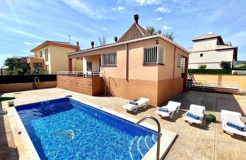 L'Hospitalet de l'Infant Villa | CLARA villa con piscina privada al lado de la play