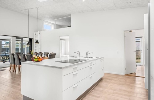 Nørre Lyngvig House | "Clarabelle" - 1.2km from the sea by Interhome