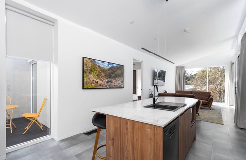 Clare Apartment | Clare Hillside Apartments