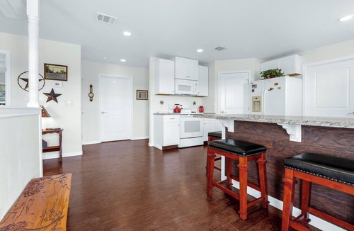 San Marcos House | Clare House I Couples, Stargazing