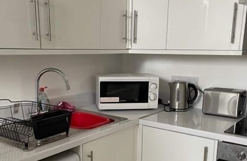 Aberdeen West End Apartment | Claremont Upper Apartment