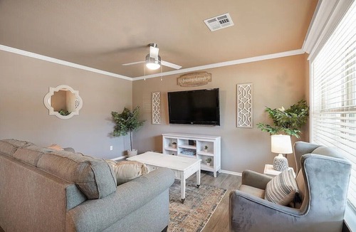 Claremore House | Claremore Cozy Cottage - Near Downtown