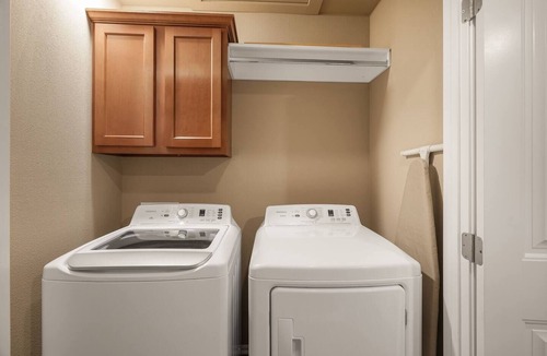 Claremore House | Claremore Cozy Cottage - Near Downtown