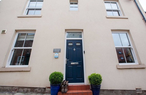 West Cliff Cottage | Clarence Cottage