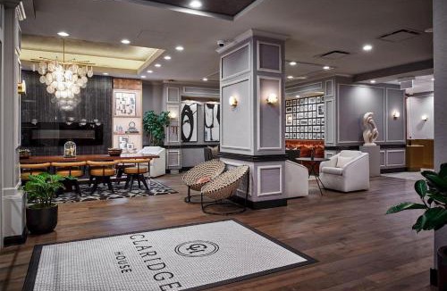 Gold Coast Hotel | Claridge House Chicago, Tapestry Collection by Hilton