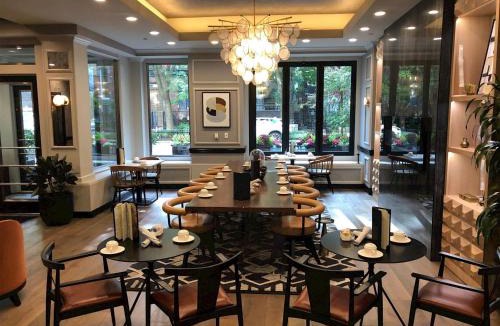 Gold Coast Hotel | Claridge House Chicago, Tapestry Collection by Hilton