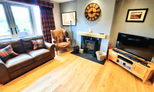 Kilcreggan House | Clarinnes Cottage