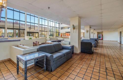 Jackson Hotel | Clarion Hotel Jackson Northwest