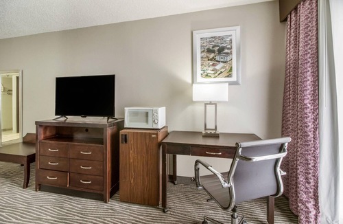 Jackson Hotel | Clarion Hotel Jackson Northwest