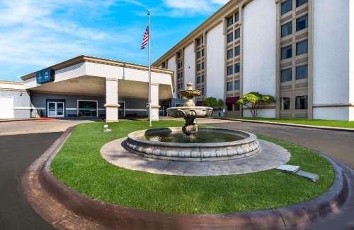 San Angelo Hotel | Clarion Hotel San Angelo near Convention Center