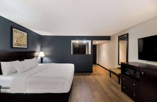 San Angelo Hotel | Clarion Hotel San Angelo near Convention Center